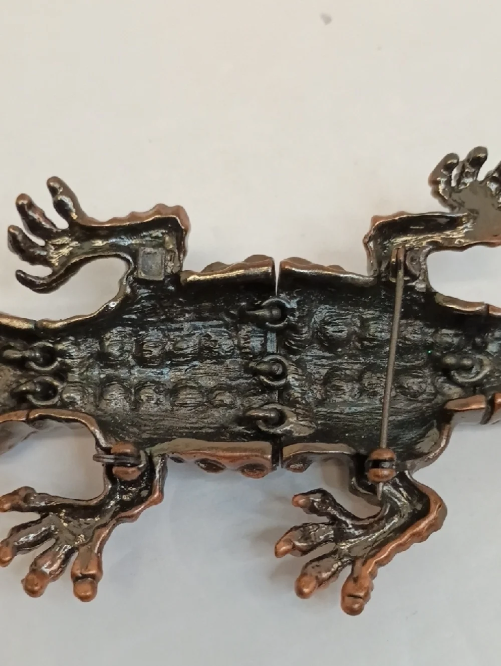 Oversized Crocodile Rhinestone Brooch Multicolor Statement Jewelry Size 7